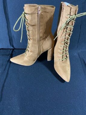 Liliana Tan Suede Lace-Up Pointed Toe Heeled Boots Size 8.5 NWT